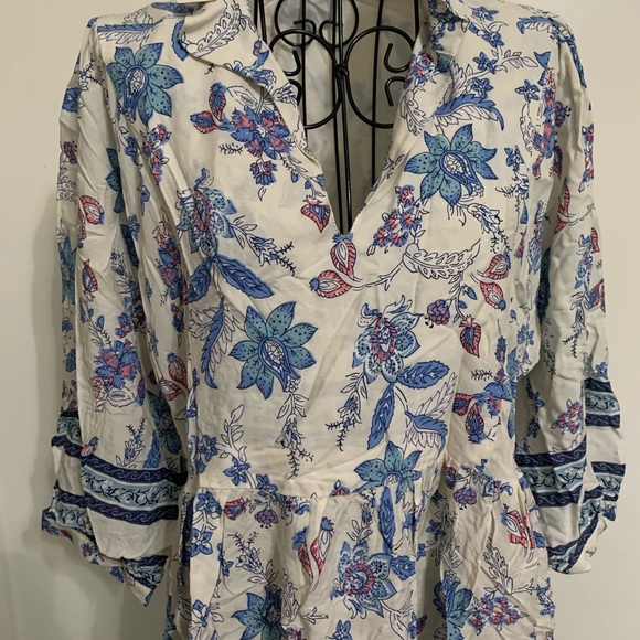 Adorable nwt dress 🩷 - Picture 2 of 3